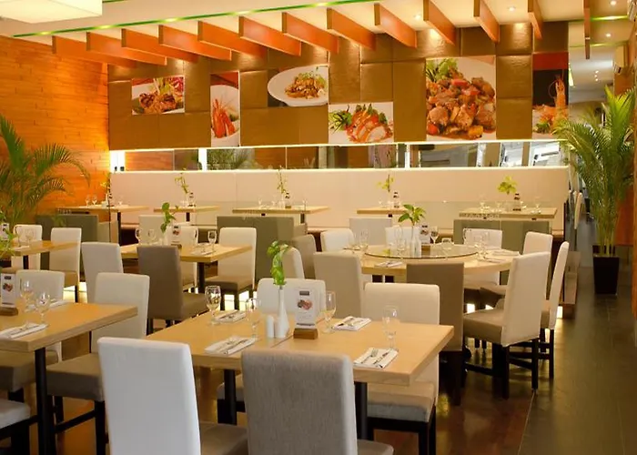 Hotel Bali Rani 4*